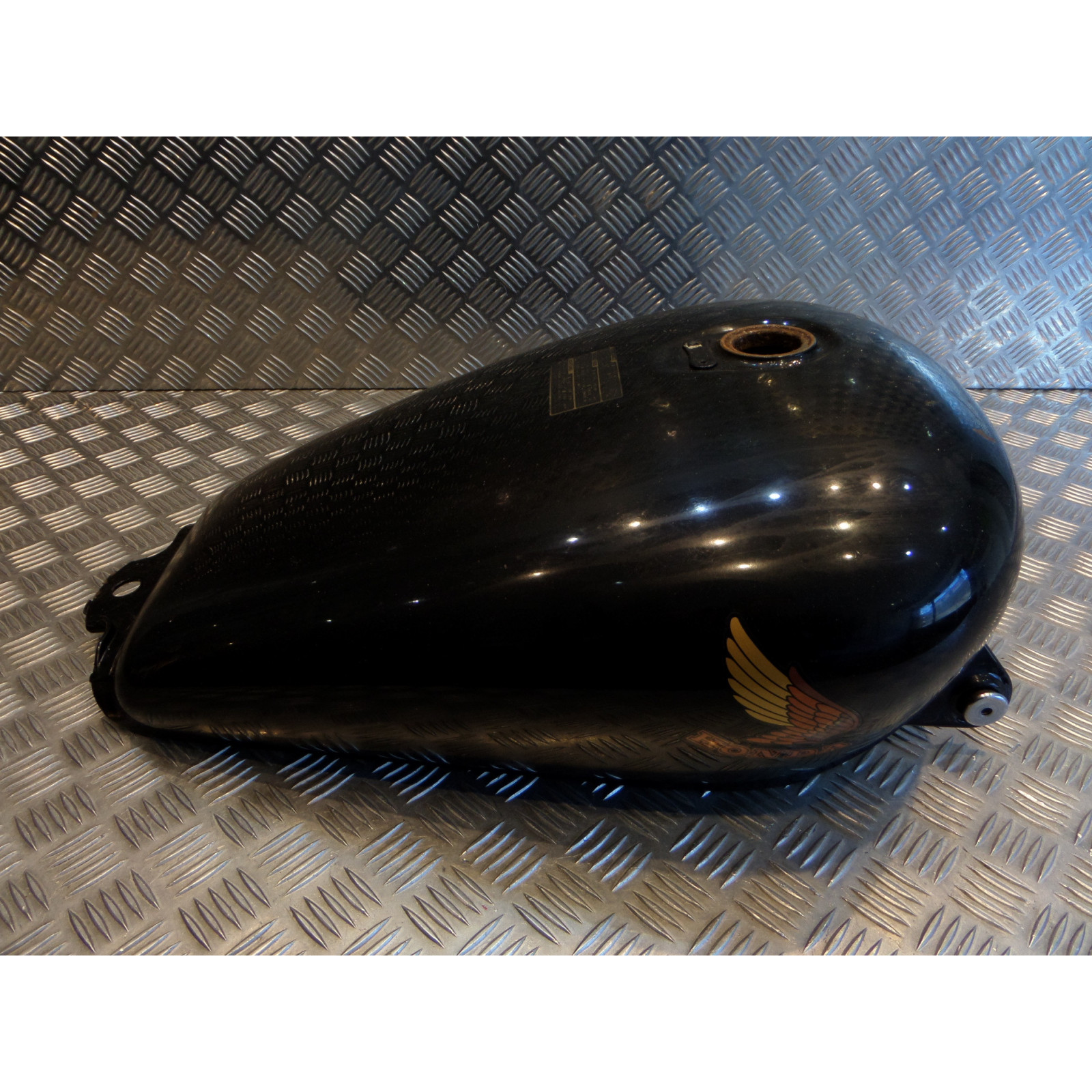 reservoir essence moto honda vf 700 c magna rc21 