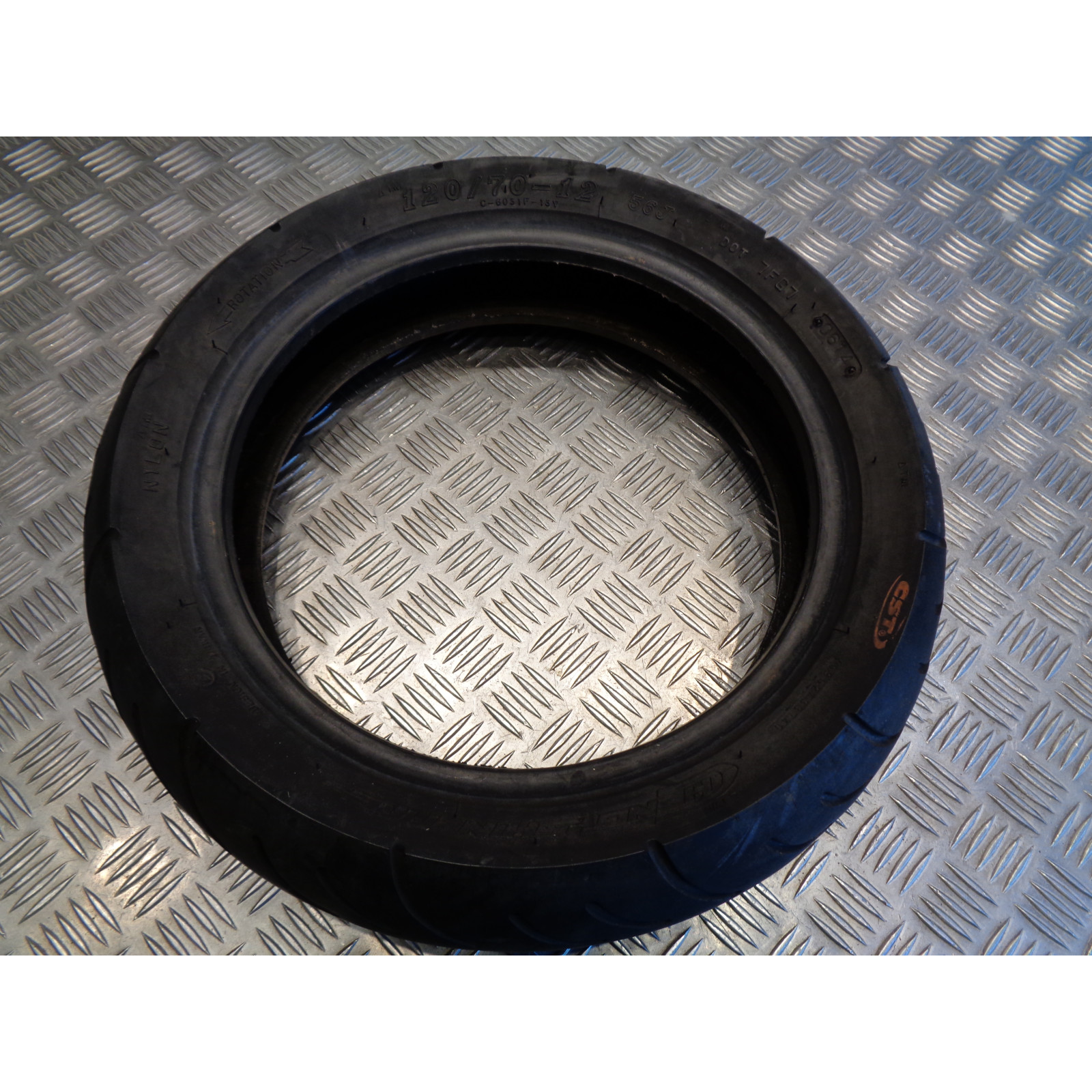 pneu scooter sheng shin tire cst 120 / 70 - 12 56j occasion