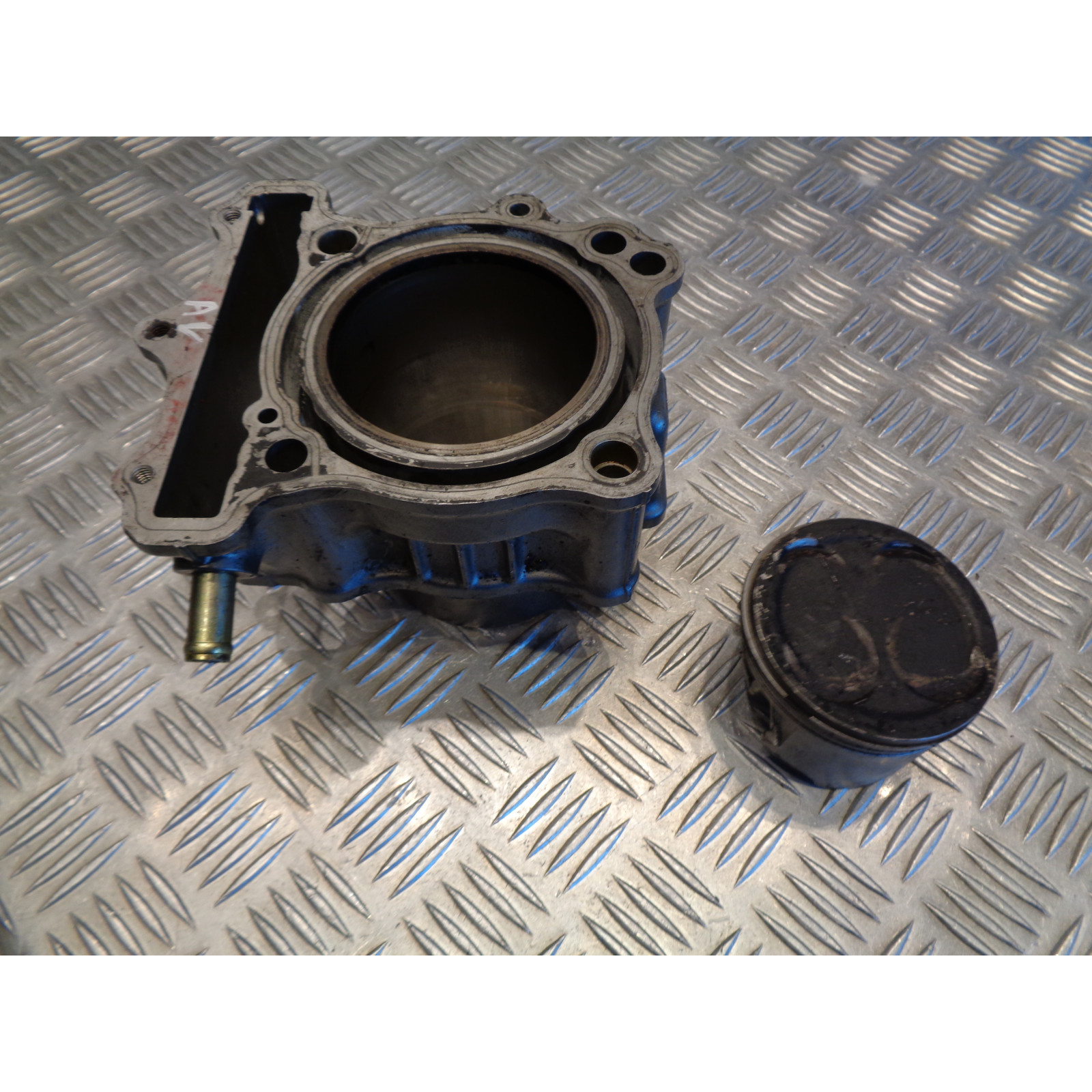 cylindre piston avant moto suzuki 650 sv 2003 - 2009