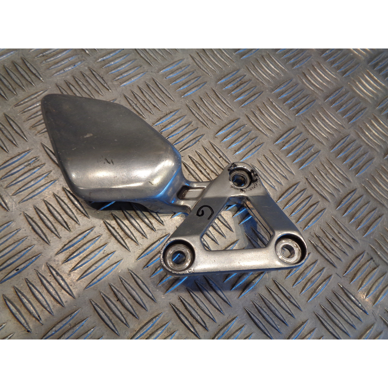 platine repose cale pied avant gauche moto yamaha fzs 600 fazer jyarj02 1998 - 01