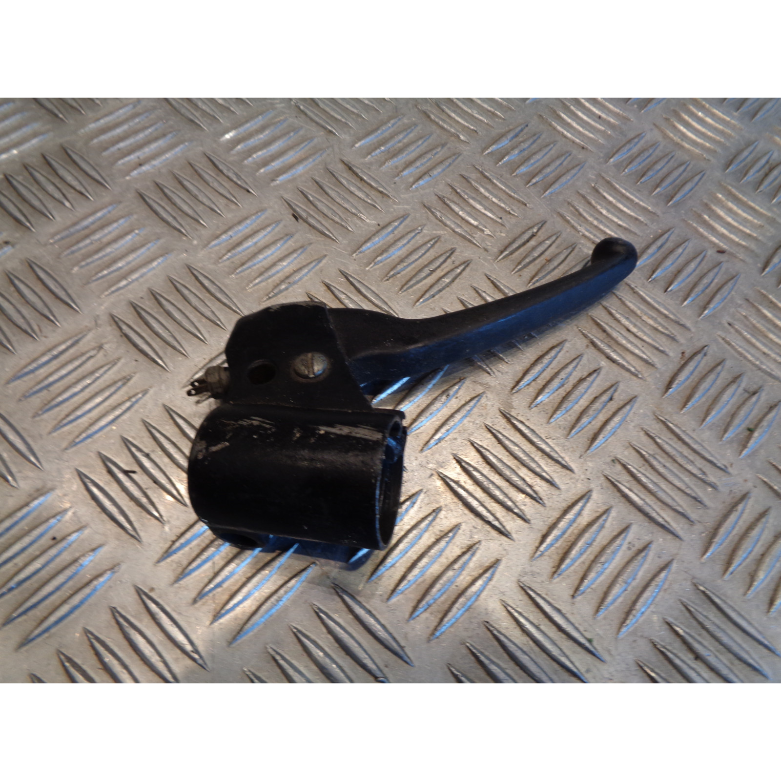 cocotte de frein avant scooter peugeot 50 ludix