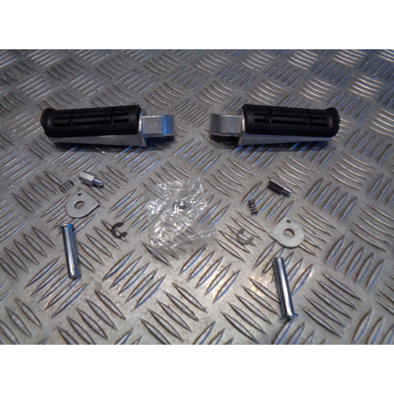 paire cale repose pied arriere moto yamaha tdm xj 900 yzf 1000 r1 fz1 600 fz6 fjr 1300 fazer ...