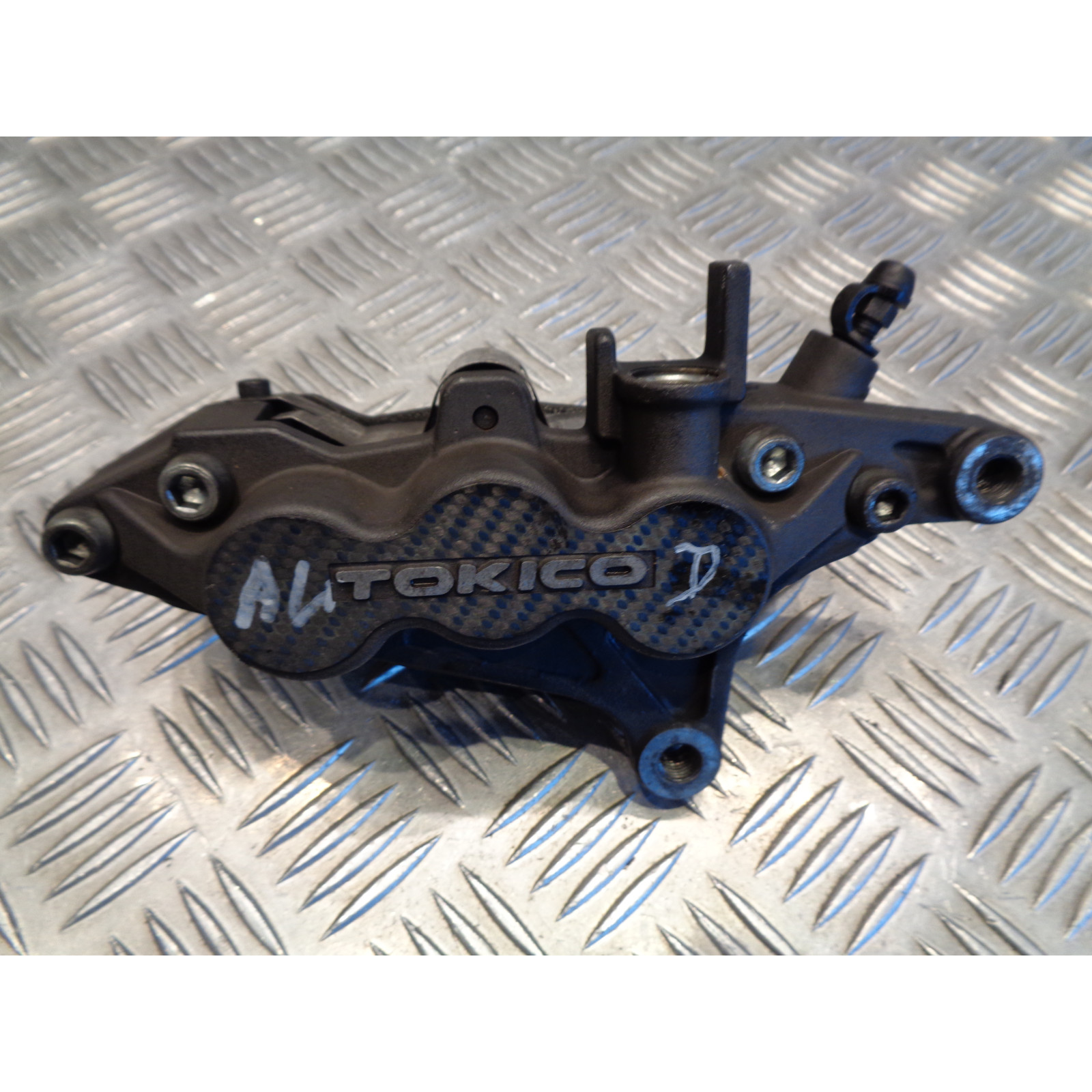 etrier frein avant droit moto kawasaki zx12r 1200 ninja zxt20aa 2000