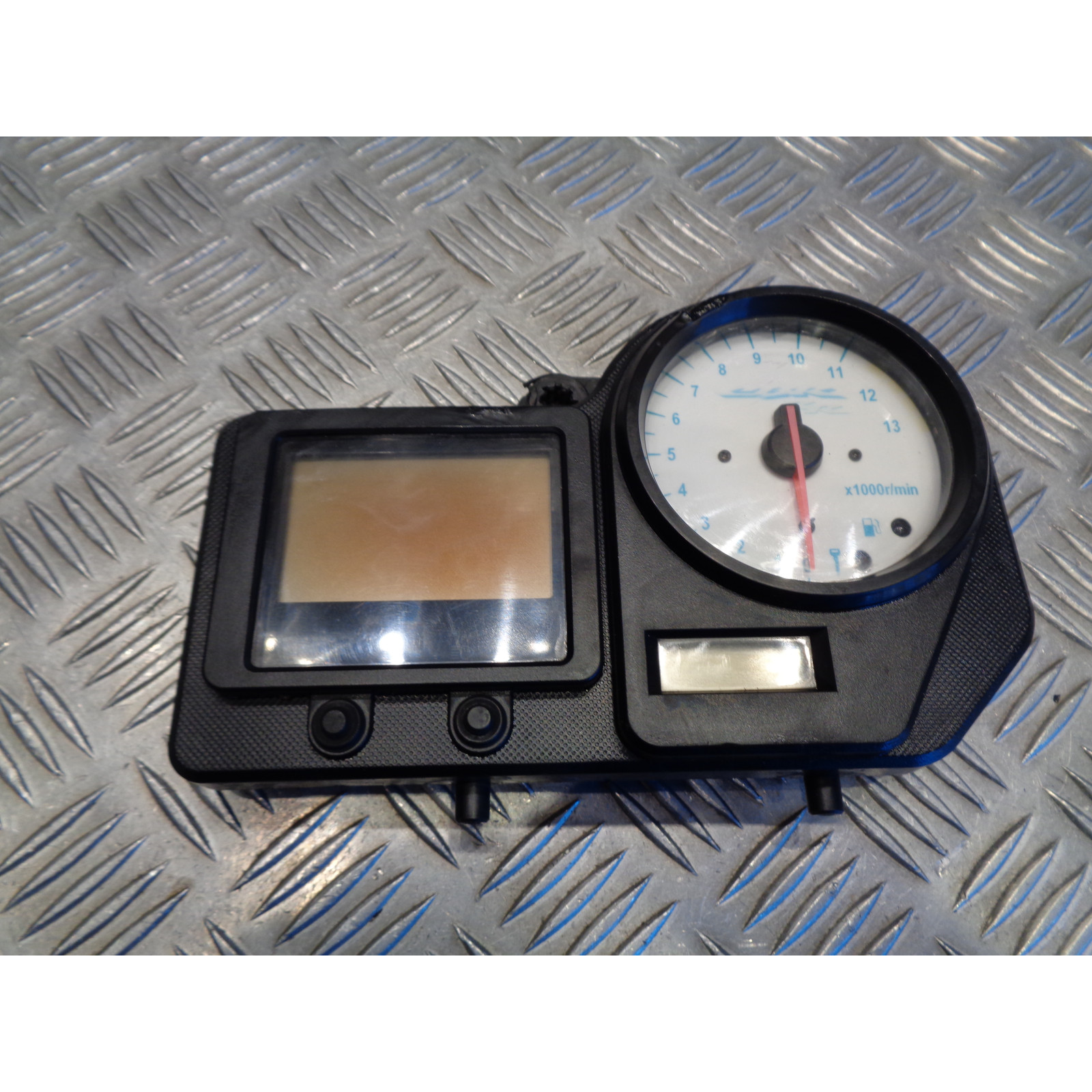 compteur vitesse tableau bord moto honda cbr 929 rr fireblade sc44