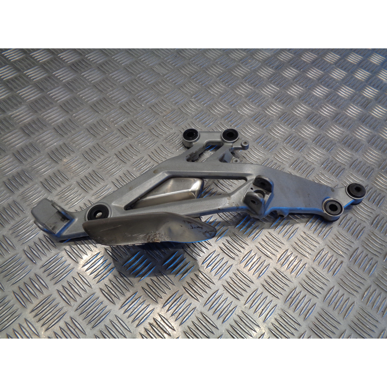 platine repose cale pied droit moto ducati 620 ie monster