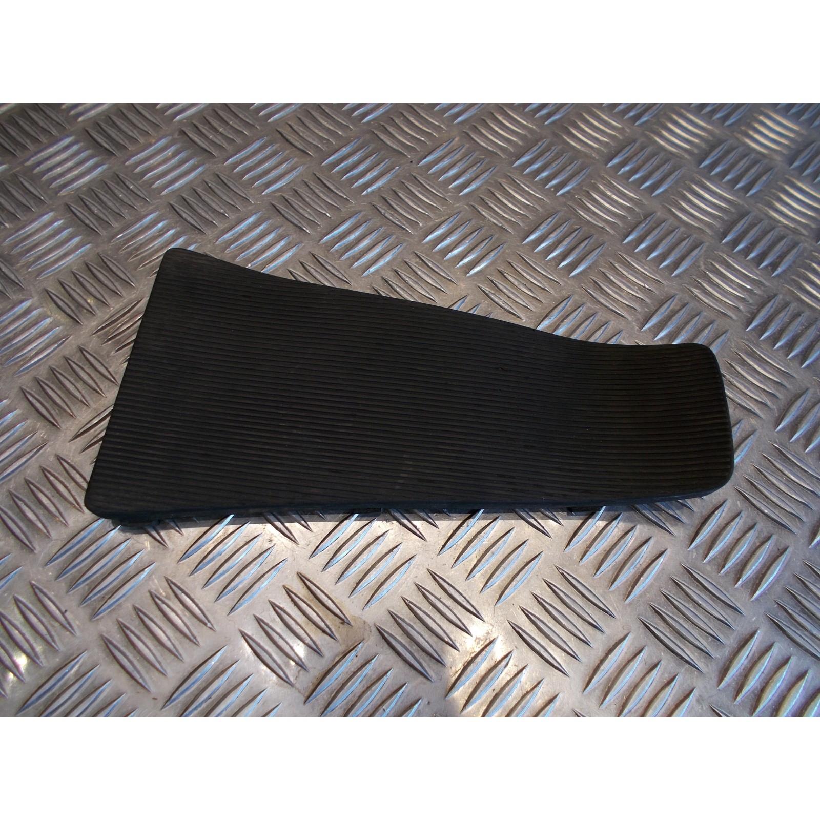 tapis centrale scooter piaggio 125 et4 50 et2