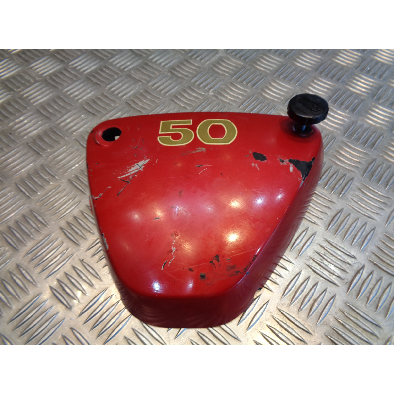 cache lateral gauche carrosserie moto suzuki 50 a50p